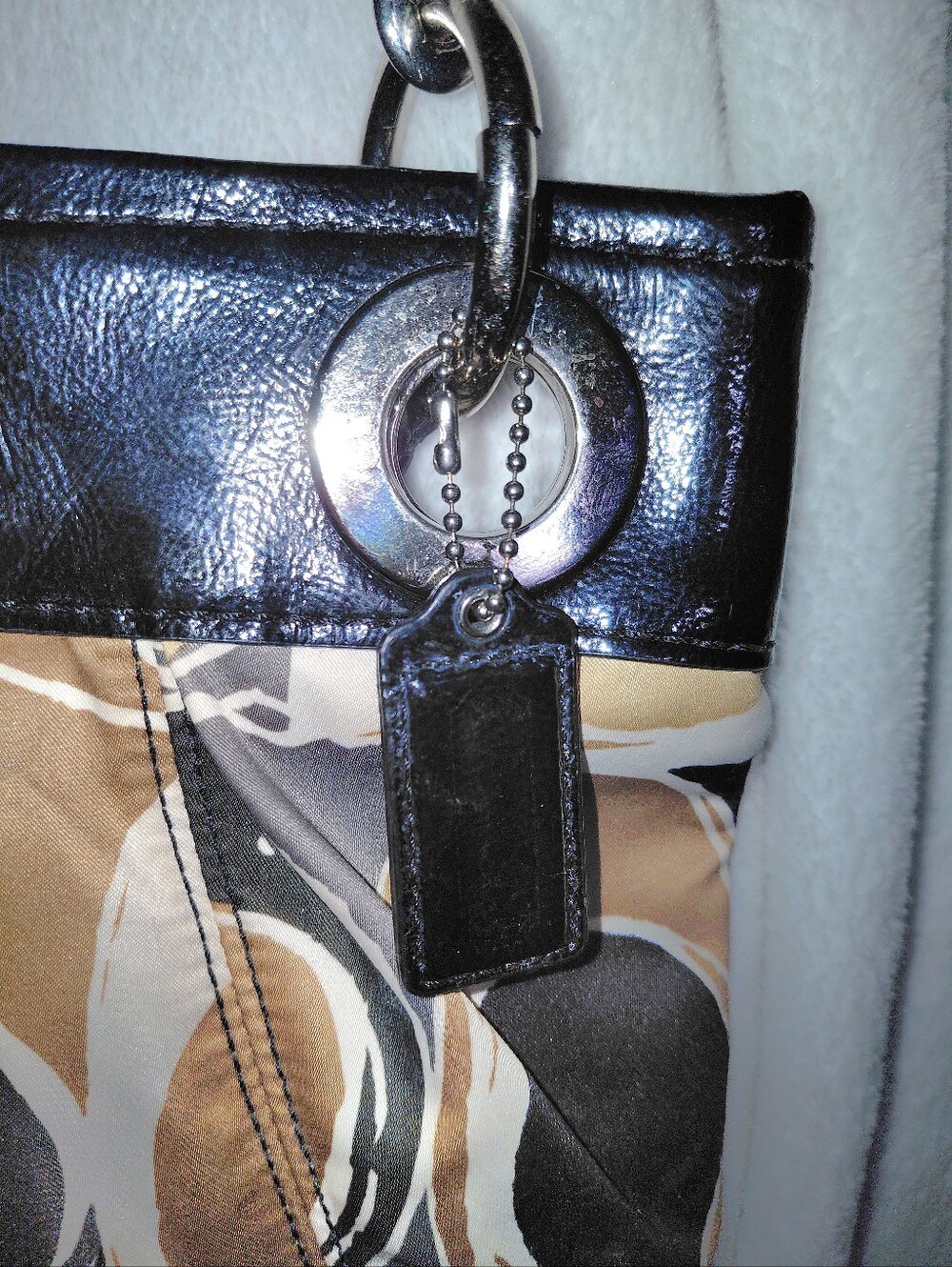 Coach Ashley Geometric Optic Signature Sateen & Patent Leather H1182-F17649 Bag - Picture 8 of 9